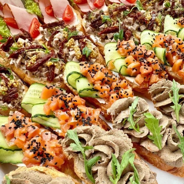 Брускетта "4 вкуса иксель" в Мармарисе