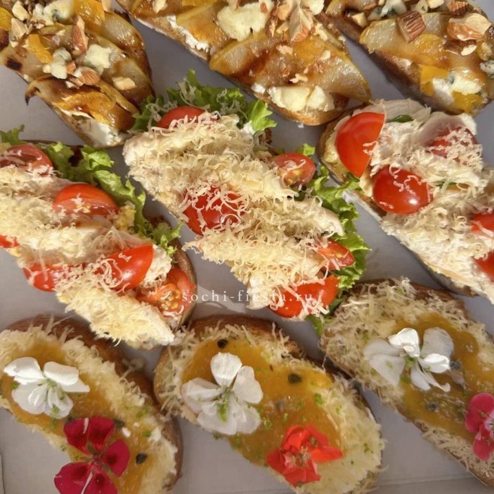 Брускетта «3 вкуса» в Мармарисе